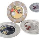 PRATO GRAVADO 33CM SORTIDO COR PRATA