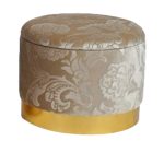 PUFF COM TAMPA 40DIA. X 35ATL. COR:BEJE