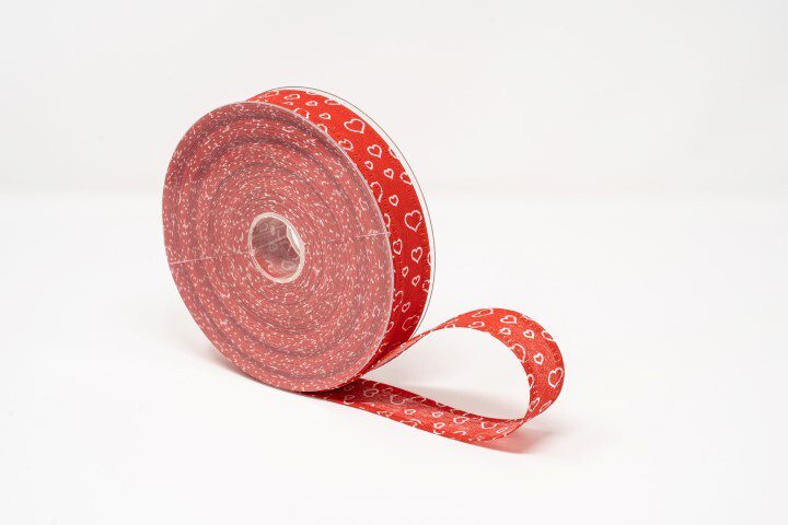 94A7300190 FITA CORACAO 2.5CMX40MTS COR:VERMELHO - Image 1