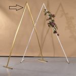 TRIANGULO METAL L.1,75MTXALT. 2,35MT COR:OURO