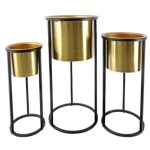 METAL -CONJ. 3 SUPORTES C/VASO COR OURO/PRETO