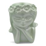 CERAMICA- MENINA VASO CATOS C/FLOR COR:VERDE MENTA