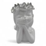 CERAMICA- BUSTO MENINA COR:PRATA