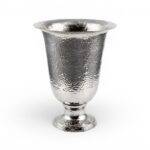 VASO ALUMINIO MARTELADO COR:PRATEADO