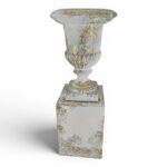 COLUNA C/FURO PLASTICO COR:BRANCO/OURO